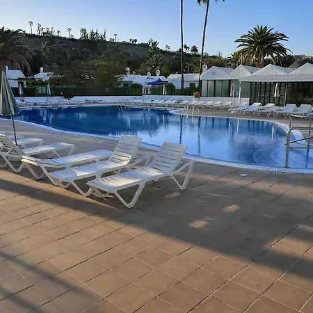 Luxury 2 Bedroom With Private Pool Prázdninový dům *
